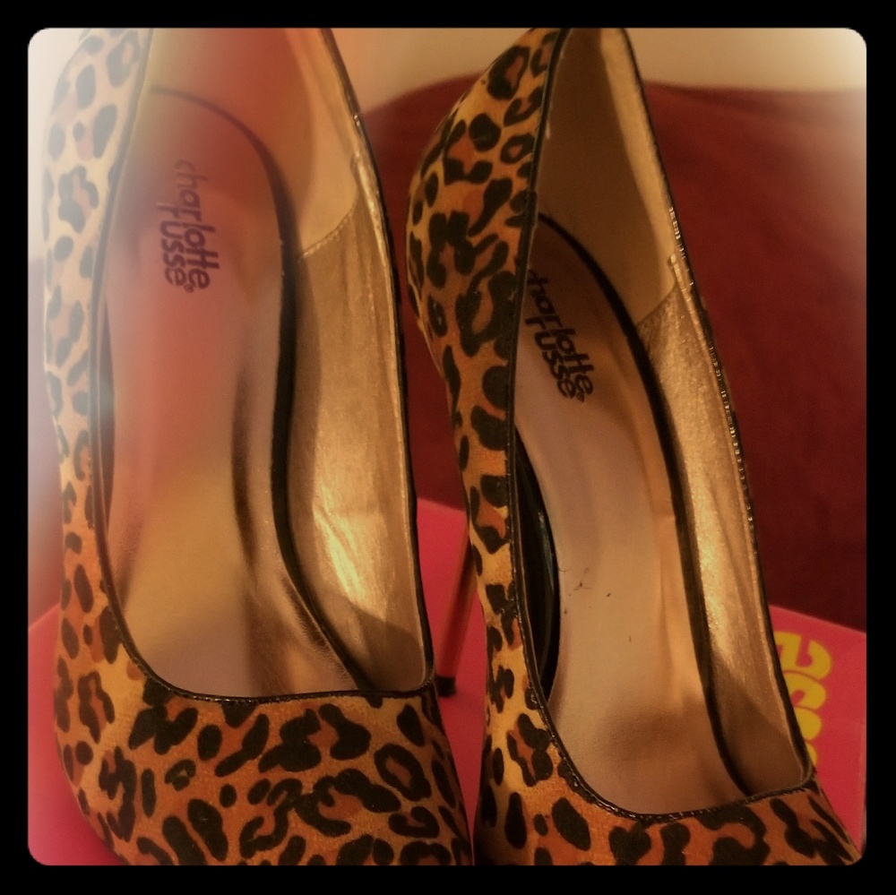 Leopard heels